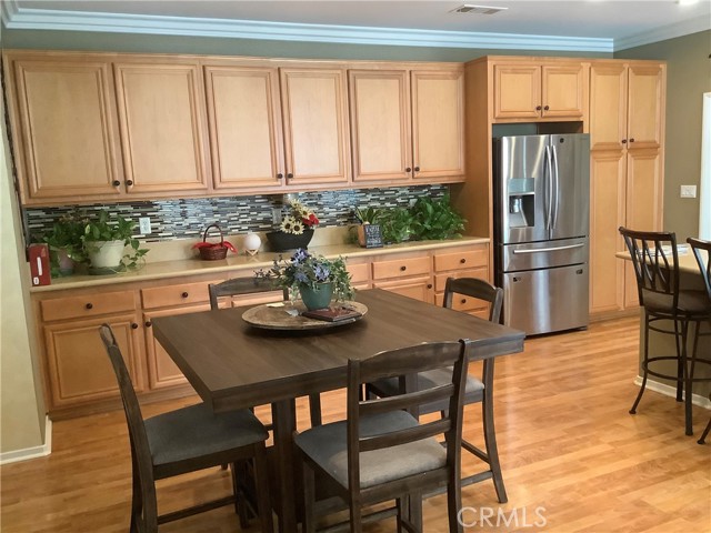 Detail Gallery Image 5 of 23 For 8295 Carnoustie Ave, Hemet,  CA 92545 - 2 Beds | 2 Baths