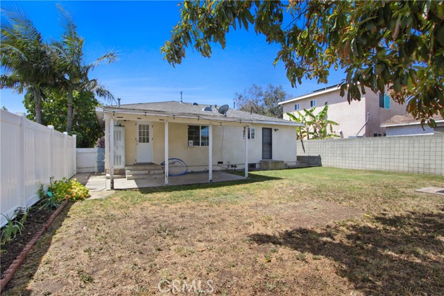 2563 W Carson Street, Torrance CA: https://media.crmls.org/medias/f7521973-bb94-4a51-99d4-67270ce79d00.jpg