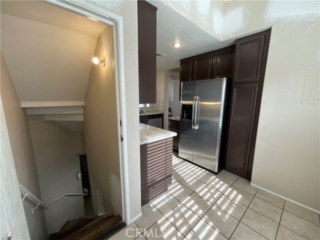 Detail Gallery Image 7 of 26 For 8027 E Naples Ln, Anaheim,  CA 92808 - 3 Beds | 3 Baths