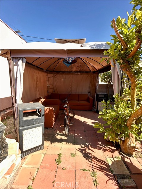 Detail Gallery Image 36 of 40 For 6147 Gundry, Long Beach,  CA 90805 - 4 Beds | 4 Baths