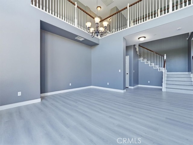 Detail Gallery Image 8 of 60 For 2947 Gilbert Ave, Corona,  CA 92881 - 6 Beds | 4/1 Baths