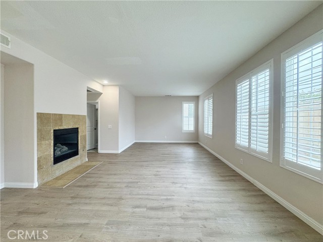 1758 Lordsburg Court, La Verne CA: https://media.crmls.org/medias/f754ce82-2f61-4356-872e-d3b2d3748ccb.jpg