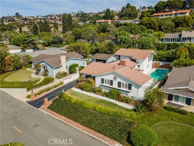 2820 Via De La Guerra, Palos Verdes Estates, California 90274, 3 Bedrooms Bedrooms, ,3 BathroomsBathrooms,Residential,Sold,Via De La Guerra,PV21224574