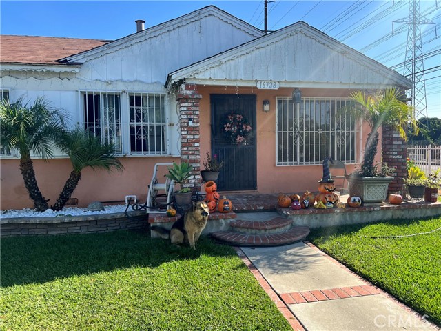 Detail Gallery Image 1 of 4 For 16728 S Thorson Ave, Compton,  CA 90221 - 3 Beds | 1 Baths