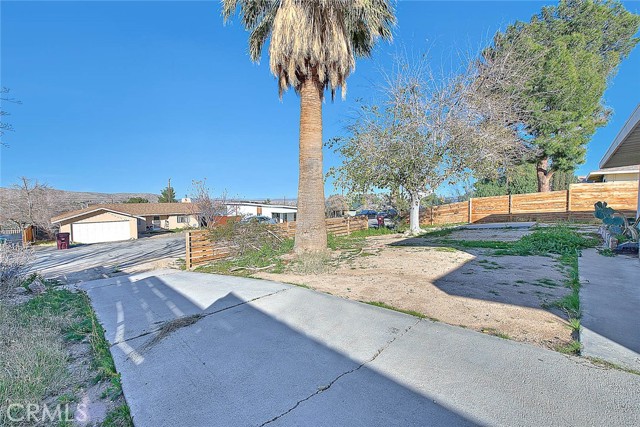 Detail Gallery Image 40 of 42 For 61673 Palm Vista, Joshua Tree,  CA 92252 - 2 Beds | 1 Baths