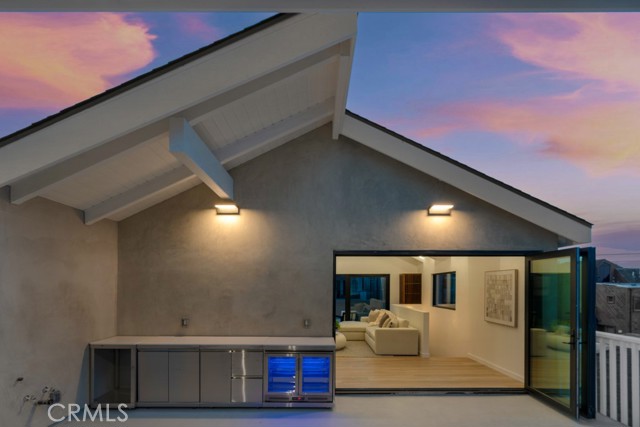 58 66th Place, Long Beach CA: https://media.crmls.org/medias/f758e26f-a409-48a6-b212-0eb872d62ace.jpg