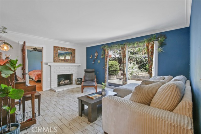 Detail Gallery Image 11 of 29 For 7591 Quebec Dr, Huntington Beach,  CA 92648 - 5 Beds | 3 Baths