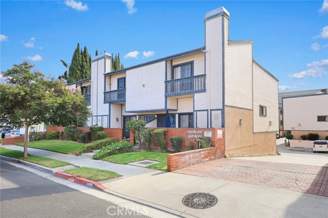 Detail Gallery Image 2 of 44 For 513 N Chandler Ave #E,  Monterey Park,  CA 91754 - 3 Beds | 2/1 Baths