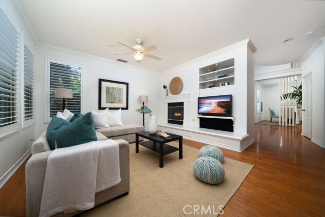 26 Upland, Irvine CA: https://media.crmls.org/medias/f75b3625-7766-4ce5-8dbb-5c2cbbba4a84.jpg