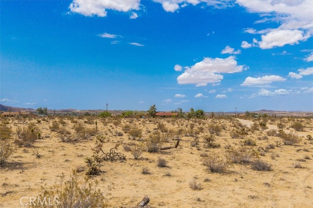 Detail Gallery Image 11 of 19 For 6127 Two Mile Rd, Joshua Tree,  CA 92252 - – Beds | – Baths