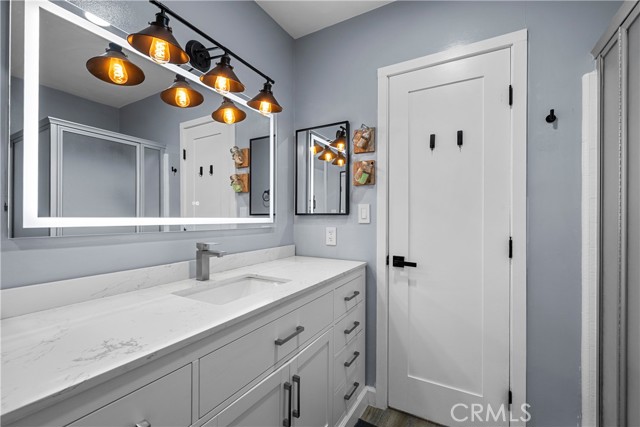 25083 Wheeler Road, Newhall CA: https://media.crmls.org/medias/f75b8991-bc4d-47da-8355-5123e89b4e73.jpg
