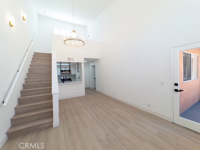 12601 Van Nuys #209