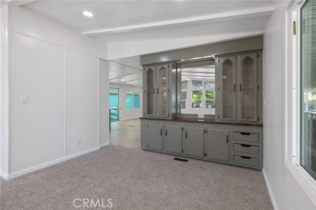 Detail Gallery Image 12 of 47 For 2400 W Midvalley Ave #S8,  Visalia,  CA 93277 - 2 Beds | 2 Baths