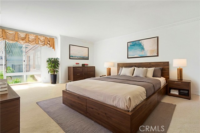 850 E Ocean Boulevard, Long Beach CA: https://media.crmls.org/medias/f75c4893-88ce-4445-b3a6-bb5c6afc27cd.jpg