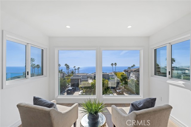 Detail Gallery Image 12 of 53 For 723 Balboa Ave, Laguna Beach,  CA 92651 - 4 Beds | 4/1 Baths
