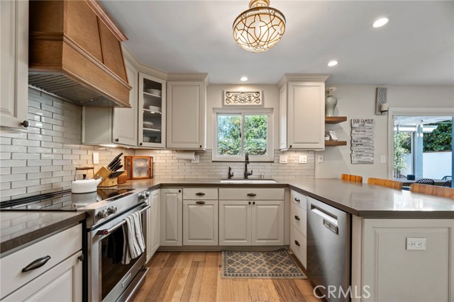 Image 7 of 24 For 414 Faye Lane