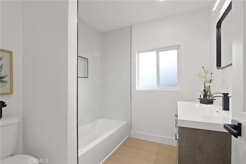 MLS #DW25165726 img 9