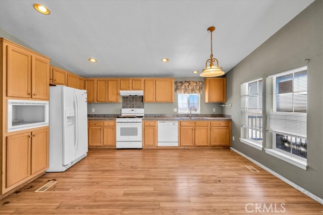 Detail Gallery Image 12 of 52 For 816 Gerber Ave, Landers,  CA 92285 - 3 Beds | 2 Baths