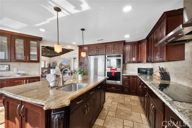 38225 Camino Sierra Road, Temecula CA: https://media.crmls.org/medias/f76248fb-8585-4115-8b38-1807f34c2372.jpg