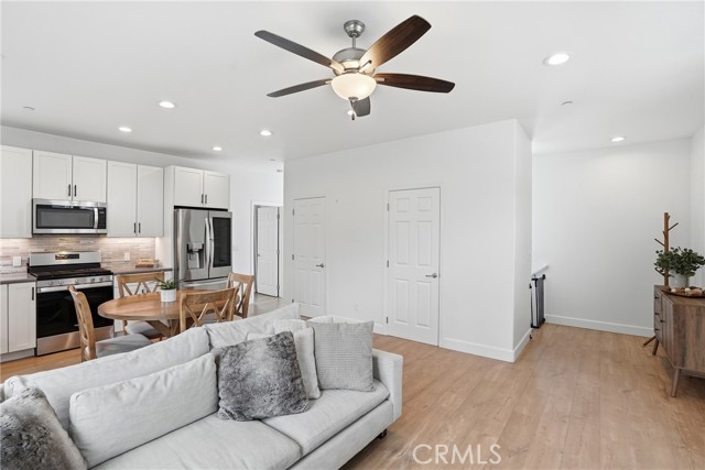 Detail Gallery Image 7 of 26 For 393 S Oak Park Bld, Grover Beach,  CA 93433 - 3 Beds | 2/1 Baths