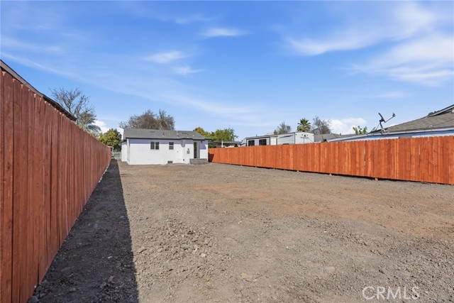 Detail Gallery Image 36 of 45 For 910 E 107th St, Los Angeles,  CA 90002 - 2 Beds | 1 Baths