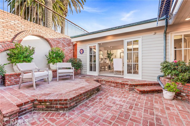 Detail Gallery Image 38 of 54 For 2727 Ocean Bld, Corona Del Mar,  CA 92625 - 3 Beds | 4/1 Baths