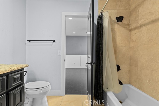 Detail Gallery Image 37 of 58 For 29061 Lupin Pl, Canyon Lake,  CA 92587 - 5 Beds | 3/1 Baths