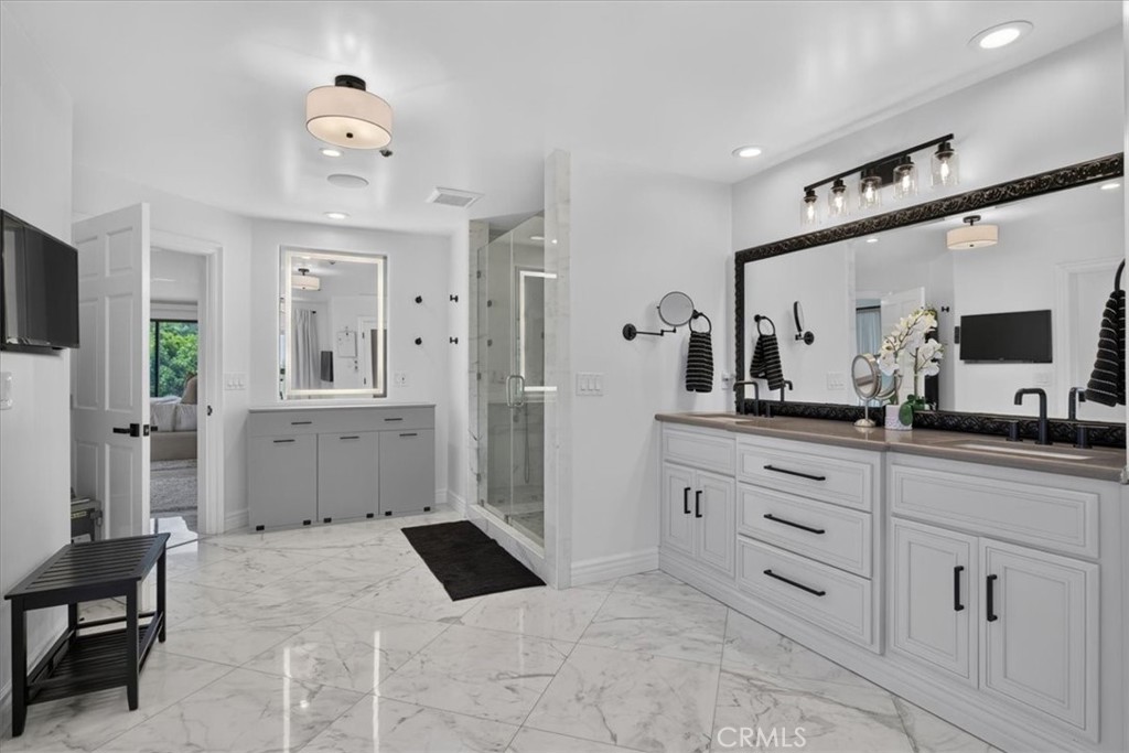 MLS #OC26151905 image #22