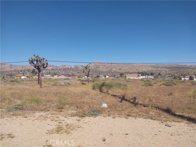 Detail Gallery Image 7 of 11 For 729 Twentynine Palms, Yucca Valley,  CA 92284 - – Beds | – Baths