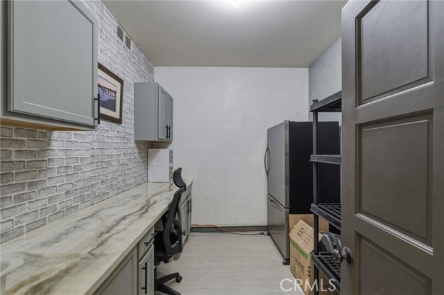 716 Lucia, Redondo Beach, California 90277, 3 Bedrooms Bedrooms, ,3 BathroomsBathrooms,Residential,For Sale,Lucia,SB26088691