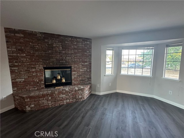Detail Gallery Image 4 of 11 For 18540 Seaforth St, Hesperia,  CA 92345 - 3 Beds | 2 Baths