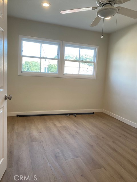 Detail Gallery Image 11 of 17 For 13103 Venice Bld, Los Angeles,  CA 90066 - 3 Beds | 3 Baths