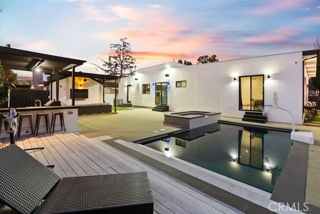 23143 Leonora Drive, Woodland Hills CA: https://media.crmls.org/medias/f766b860-1bc5-4936-a80b-76f3c0c28613.jpg