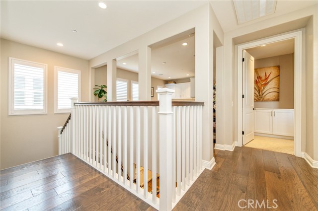 Image 21 of 66 For 220 Barnes  