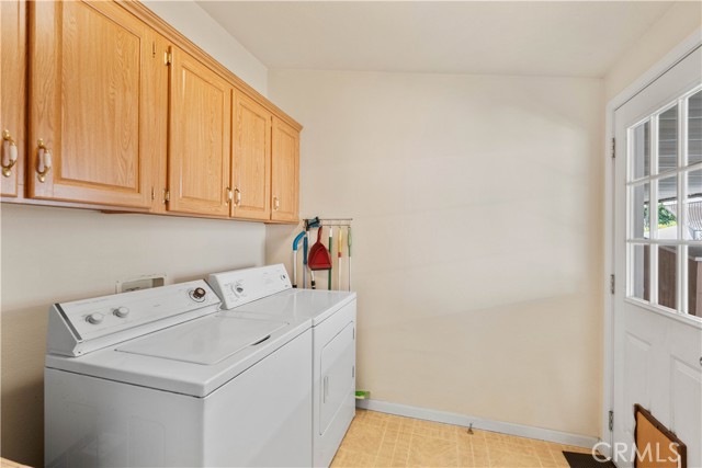 1245 W Cienega Avenue, San Dimas CA: https://media.crmls.org/medias/f76805c1-f516-4009-bdd3-8643b258cb20.jpg