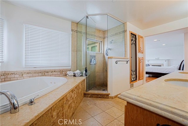 627 Gertruda Avenue, Redondo Beach, California 90277, 6 Bedrooms Bedrooms, ,5 BathroomsBathrooms,Residential,For Sale,Gertruda,SB25035773