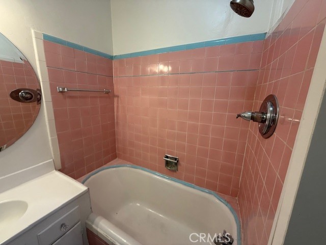 Detail Gallery Image 12 of 30 For 2707 Locksley Pl, Silver Lake Los Angeles,  CA 90039 - 3 Beds | 2 Baths