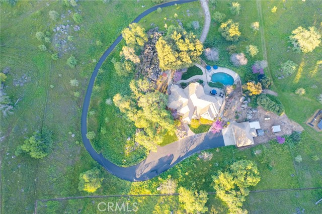 Detail Gallery Image 32 of 75 For 16115 Deer Path, Clovis,  CA 93619 - 5 Beds | 3/1 Baths