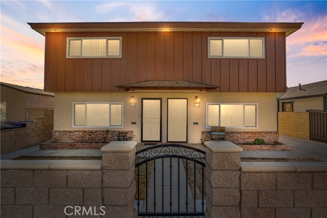 428 Mountain View, Long Beach CA: https://media.crmls.org/medias/f769f25b-0f4f-4e2f-a61a-df787e37b74b.jpg