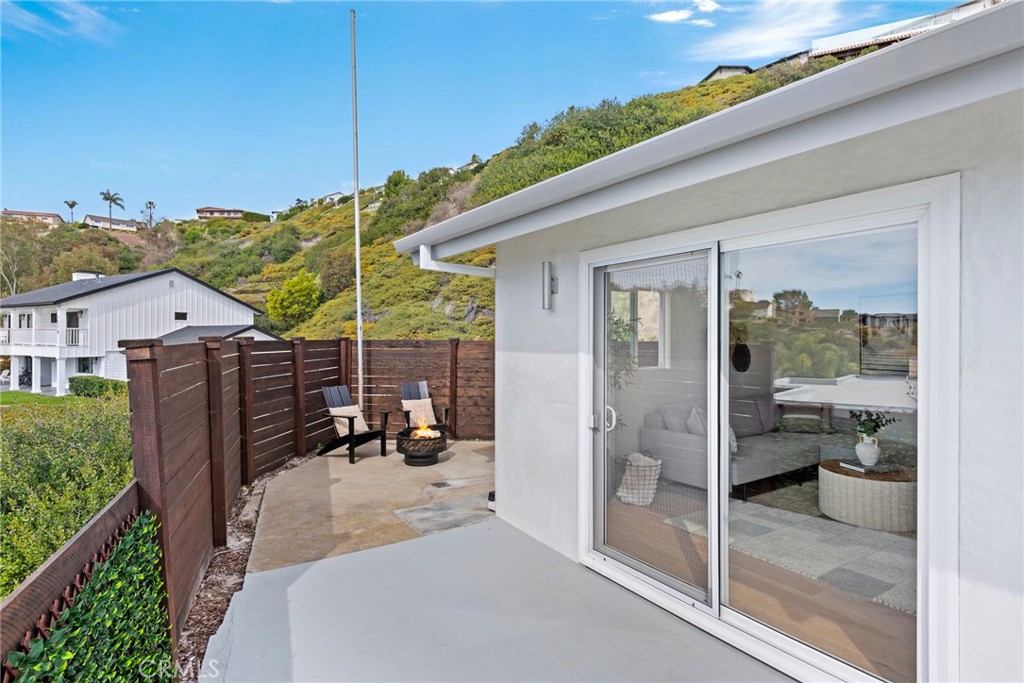 MLS #OC25253607 image #40