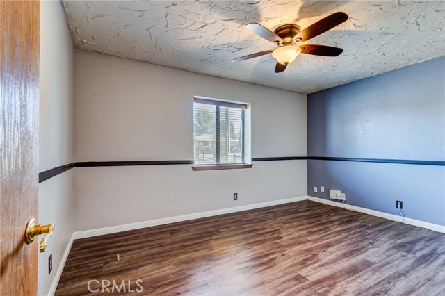 Detail Gallery Image 27 of 43 For 14076 Wawona Rd, Apple Valley,  CA 92307 - 3 Beds | 2 Baths