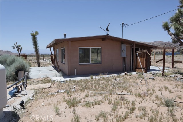 26371 Nalatapa Road, Apple Valley CA: https://media.crmls.org/medias/f76baf84-3082-4c6e-9b48-ac943b538808.jpg