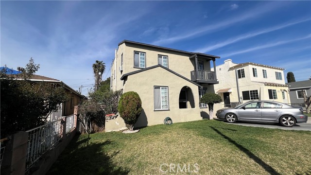 Detail Gallery Image 2 of 15 For 1313 S Woods Ave, East Los Angeles,  CA 90022 - 4 Beds | 2 Baths