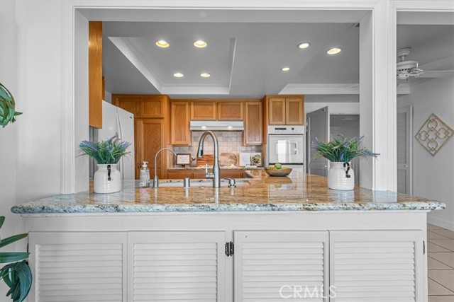 29127 Covecrest Drive, Rancho Palos Verdes CA: https://media.crmls.org/medias/f76be831-e36f-44f0-8cd1-3800a567b100.jpg