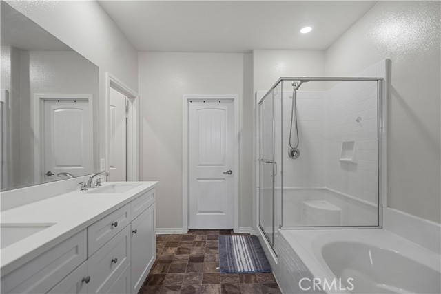 7118 Vernazza, Eastvale CA: https://media.crmls.org/medias/f76c02bd-f485-49f1-b5ea-00d8478ef975.jpg