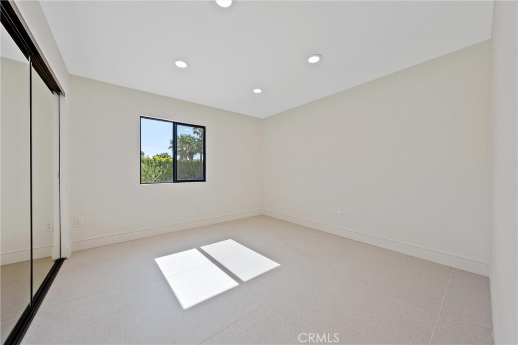 MLS #DW25265651 image #28