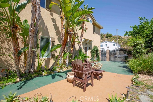 10266 Horsehaven Street, Sun Valley CA: https://media.crmls.org/medias/f76cd5f1-0544-4494-8ef7-8af451ecf1be.jpg