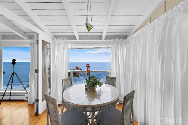 31925 S COAST Highway, Laguna Beach CA: https://media.crmls.org/medias/f76dd40d-6861-4a2c-b26d-6d33c5d231a2.jpg
