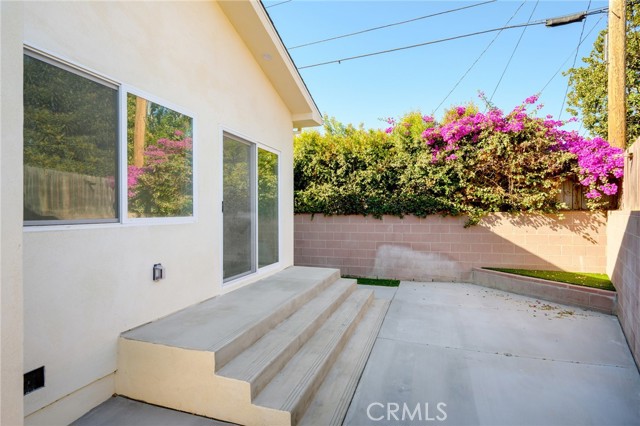 Detail Gallery Image 20 of 22 For 1419 N Screenland Dr, Burbank,  CA 91505 - 3 Beds | 2 Baths