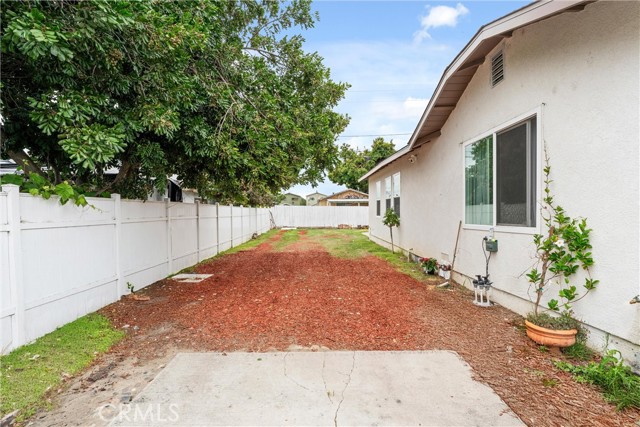 Detail Gallery Image 25 of 39 For 22419 Horst Ave, Hawaiian Gardens,  CA 90716 - 4 Beds | 2 Baths